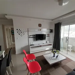 Lindo Apto De 3 Quartos, A 150m Da Praia, Com Ar-condicionado Em Todos Os Ambientes Apartamento Porto Belo